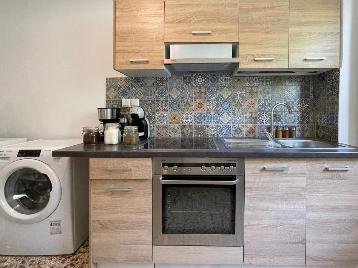 Soho Vibrant 55Sqm Apt In Athens Exterior photo